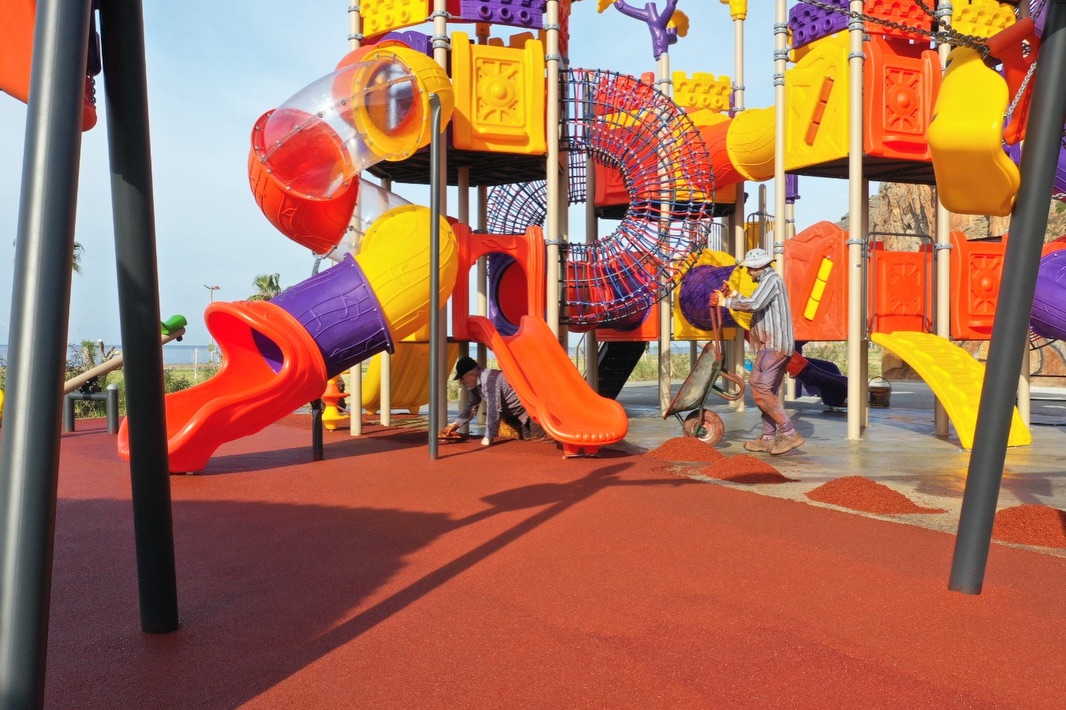Çocuk Oyun Parkı ve Park Aletleri